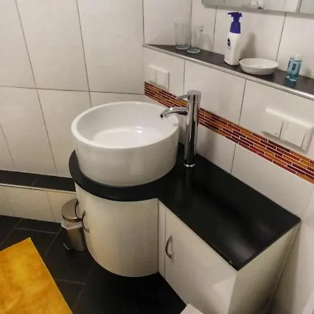 Privathotel Der Schwarze Herrgott No Tv