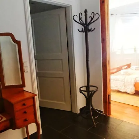 Alojamento de Acomodação e Pequeno-almoço Privathotel Der Schwarze Herrgott No Tv 3*