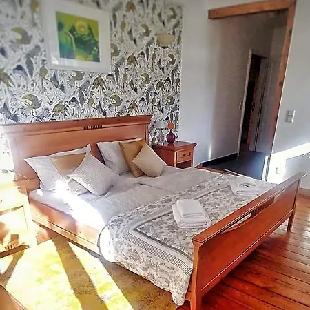 Alojamento de Acomodação e Pequeno-almoço Privathotel Der Schwarze Herrgott No Tv 3*