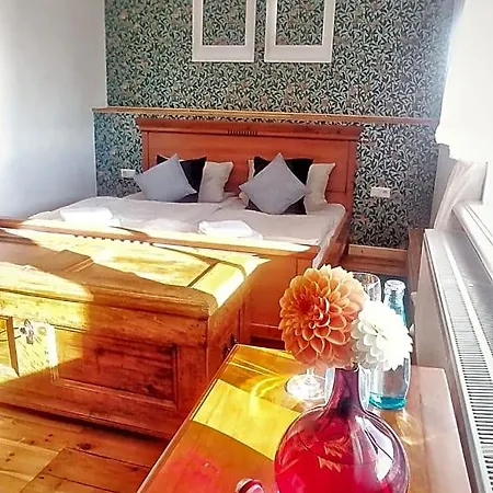 Bed & Breakfast Privathotel Der Schwarze Herrgott No Tv 3*